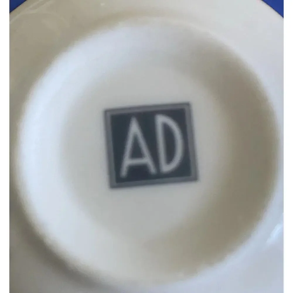 Set of Four Art Deco Brand Ceramic Espresso Cups Blues with Gold Trim and Tray